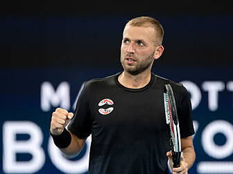 Dan Evans urges Novak Djokovic...